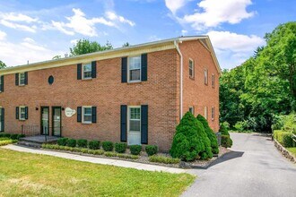 315 Owens St in Blacksburg, VA - Building Photo - Building Photo