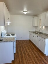 352 Wilson Way in Chowchilla, CA - Building Photo - Building Photo