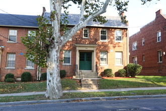 2728 Minnesota Ave SE in Washington, DC - Building Photo - Building Photo