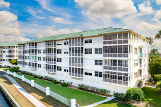 Harbor Walk Condominiums in Punta Gorda, FL - Building Photo - Building Photo