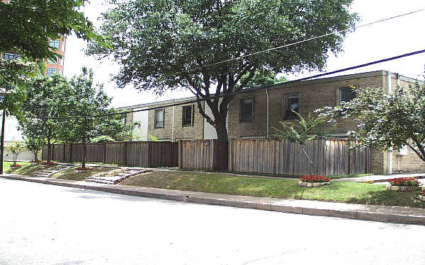 2727 Hood St in Dallas, TX - Building Photo - Building Photo