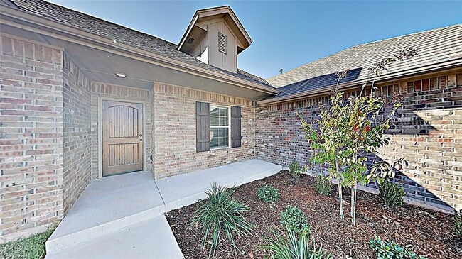 1712 W Zachary Way in Mustang, OK - Building Photo - Building Photo