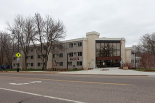 Indian Knoll Manor Apartments