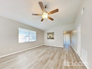 4930 44th Ave N in St. Petersburg, FL - Building Photo - Building Photo