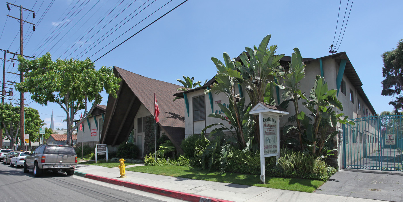 The Exotic Isle in Paramount, CA - Building Photo