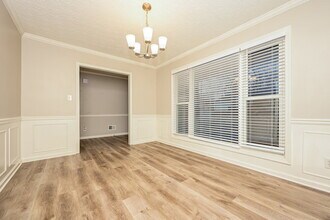 756 Pennybrook Ln in Stone Mountain, GA - Building Photo - Building Photo