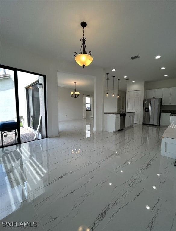 5373 Cameron Dr in Ave Maria, FL - Foto de edificio - Building Photo