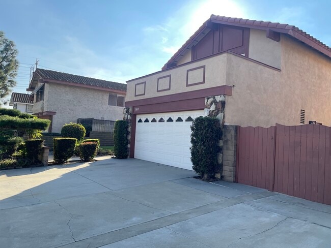 property at 19633 Nicholas Ave