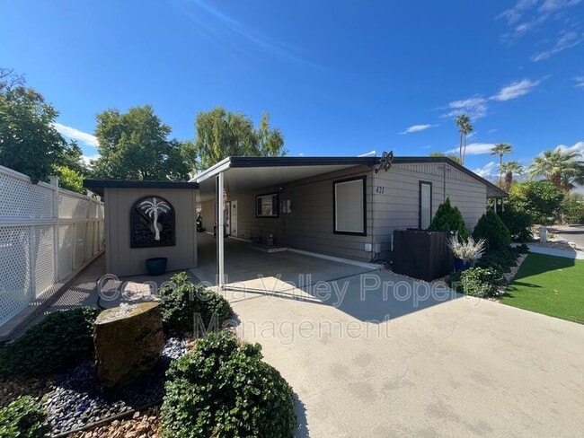 property at 421 S Paseo Laredo
