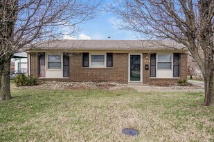 7414 Terry Rd in Louisville, KY - Building Photo