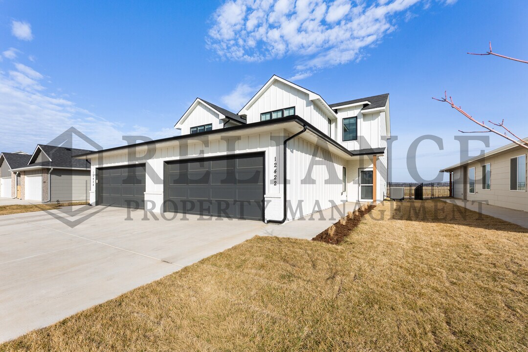 12422 Blanford St in Wichita, KS - Building Photo