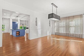 348 Sound Beach Ave in Greenwich, CT - Building Photo - Building Photo