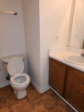 860 Darby St in Raleigh, NC - Building Photo - Building Photo