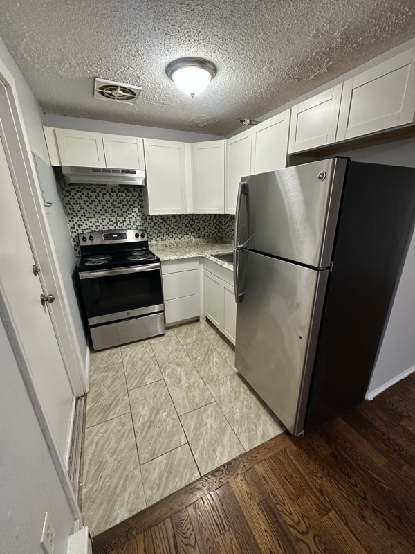 32 Old Foxon Rd, Unit 49 in East Haven, CT - Building Photo - Building Photo