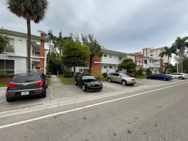 9300 E Bay Harbor Dr in Bay Harbor Islands, FL - Building Photo - Building Photo