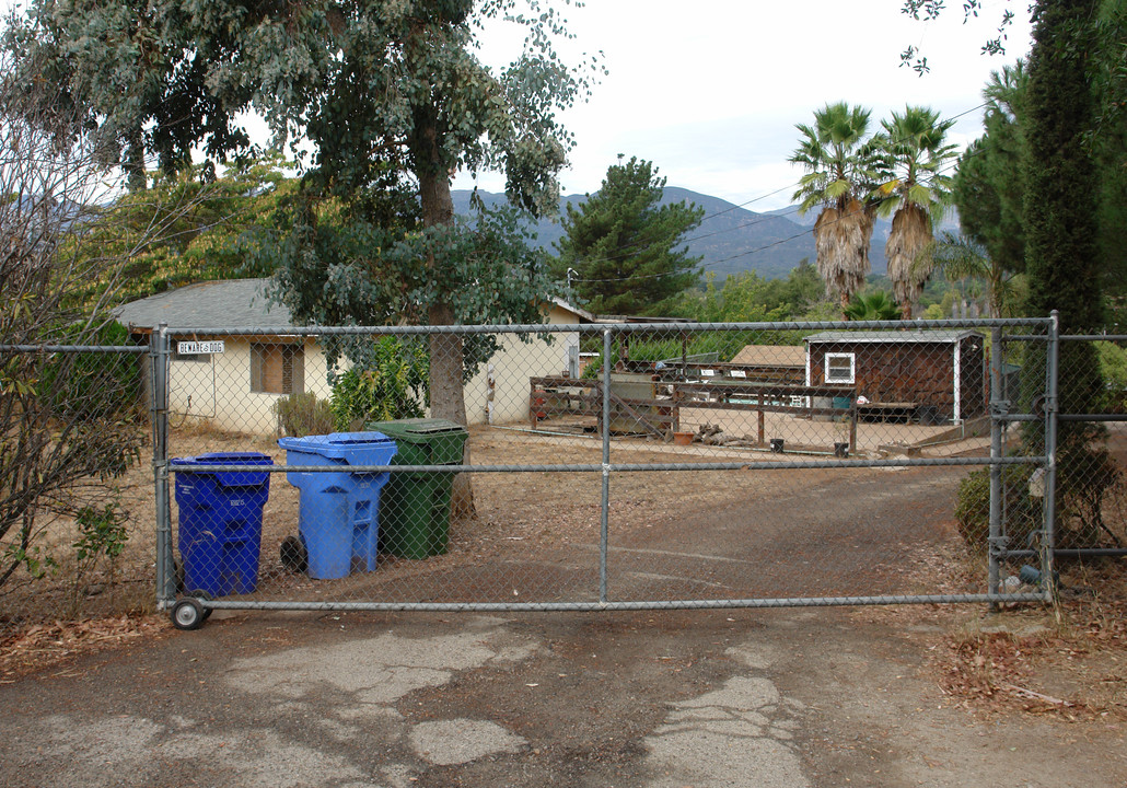 1451-1463 Orchard Dr in Ojai, CA - Building Photo