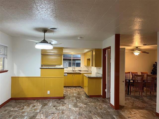 1804 Glengarry Dr