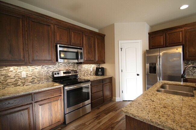 7900 Branch Way in Fort Worth, TX - Building Photo - Building Photo