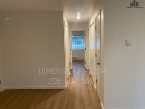 Refreshed 2 bed 1 bath in the City of Pacific!  Easy to Tour! (close to trails!) in Pacific, WA - Foto de edificio - Interior Photo