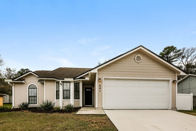 641 Charles Pinckney St