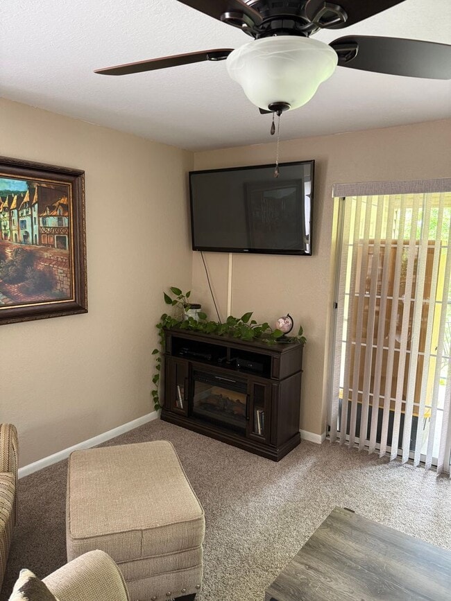 property at 175 W Rockford Dr