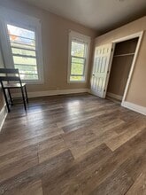 166 Laurel Ave in Bridgeport, CT - Foto de edificio - Building Photo