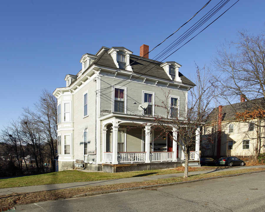 23 Merrimack St in Concord, NH - Building Photo