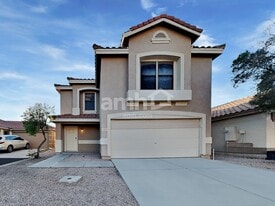 2205 E 35th Ave in Apache Junction, AZ - Building Photo