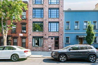 150 Richardson St in Brooklyn, NY - Building Photo - Building Photo