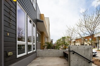 2858 W Parkside Pl in Denver, CO - Building Photo - Building Photo
