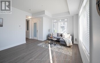 370C Red Maple Rd in Richmond Hill, ON - Building Photo - Building Photo