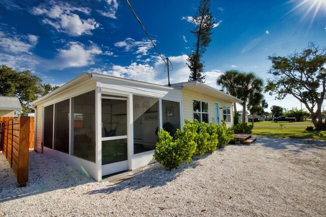 property at 252 Palm Grove Ave