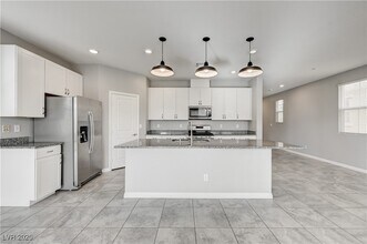 2944 Aragon Ter Wy in Henderson, NV - Foto de edificio - Building Photo