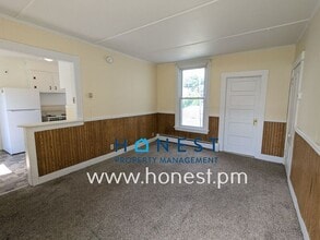 122 Benton Ave in Winslow, ME - Building Photo - Building Photo
