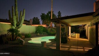 3158 W Marconi Ave in Phoenix, AZ - Building Photo