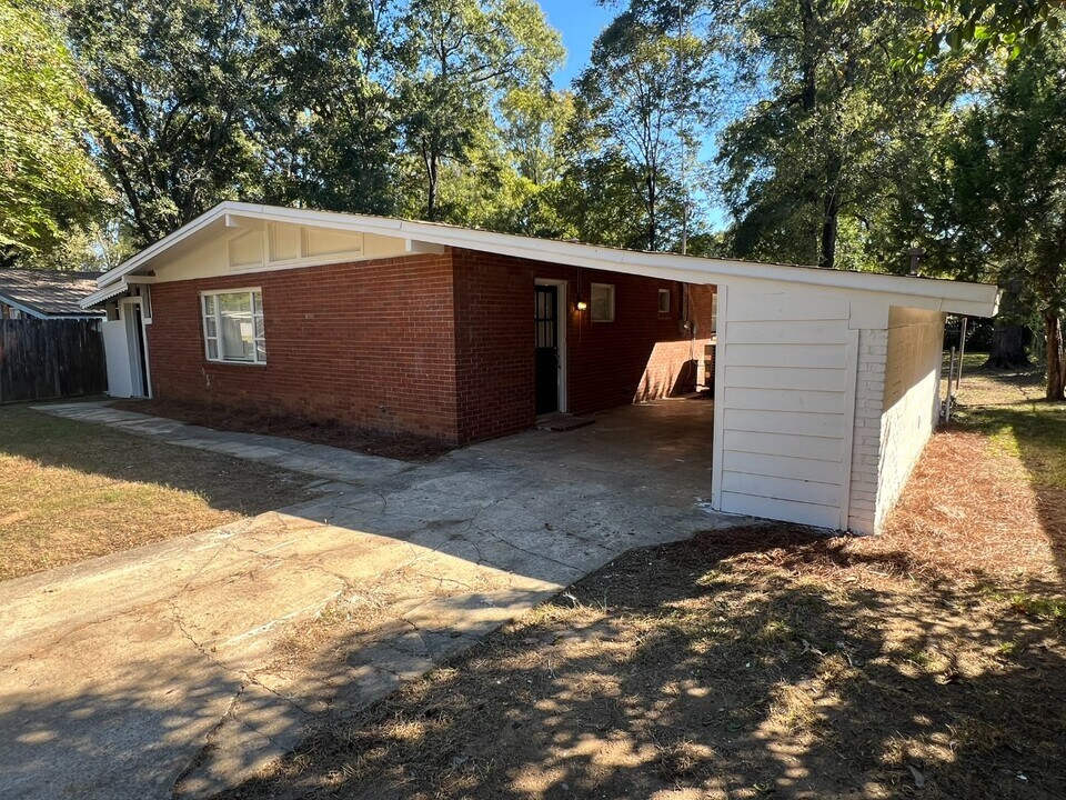 2726 Walker St in Columbus, GA - Building Photo