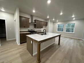 640 Wortham Ave in Kenai, AK - Building Photo - Building Photo