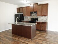 1522 Iris Walk photo'