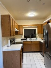 6147 Stonehenge Pl in North Bethesda, MD - Building Photo - Building Photo