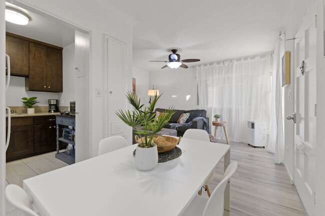 5054 Cape May Ave in San Diego, CA - Building Photo - Building Photo