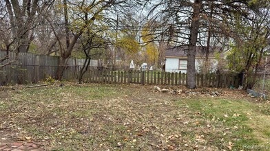 855 John Daly St in Inkster, MI - Building Photo - Building Photo