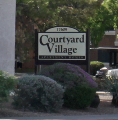 *End Mgmt 09.30.2023 - Courtyard Village (... in Phoenix, AZ - Foto de edificio - Building Photo