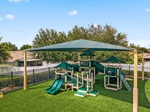 1925 Mitchellbrook Ln in Casselberry, FL - Building Photo - Building Photo