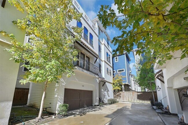 1137-15th 1/2 W 15th 1/2 St in Houston, TX - Building Photo - Building Photo