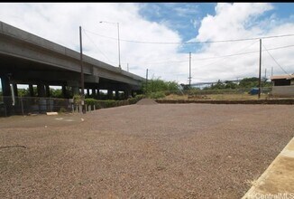 667 Kamehameha Hwy in Pearl City, HI - Building Photo - Building Photo