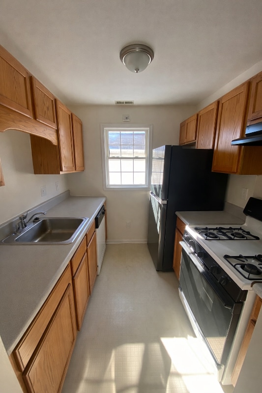 381-383 S 6th St, Unit 1 in Newark, NJ - Building Photo - Building Photo