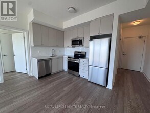 51 Clarington Blvd in Clarington, ON - Building Photo - Building Photo