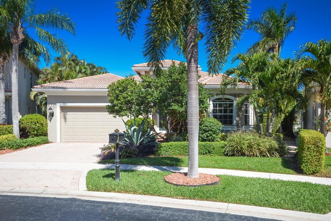 4131 Briarcliff Cir in Boca Raton, FL - Building Photo