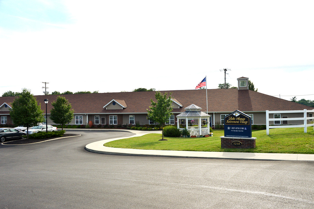 Lake Avenue Retirement Village in New Carlisle, OH - Building Photo