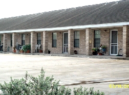 Graceland Apartments in Edinburg, TX - Building Photo - Building Photo